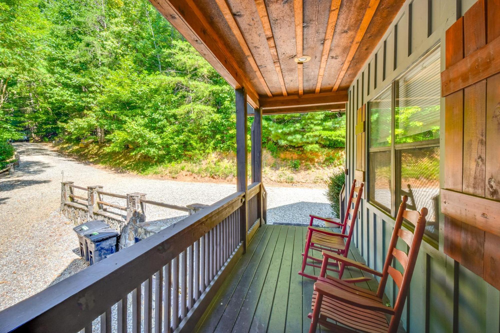 Mountain Cabin With Hot Tub And Fire Pit! Блеърсвил Екстериор снимка
