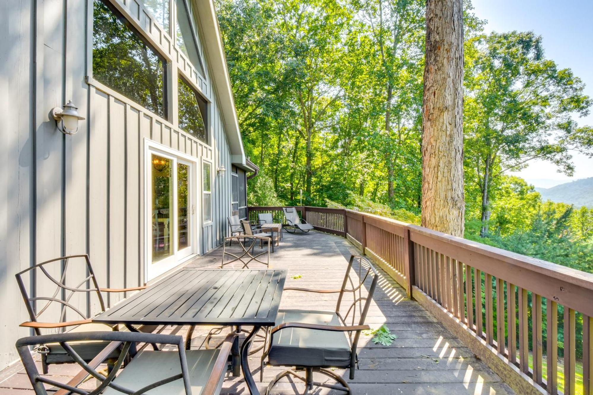 Mountain Cabin With Hot Tub And Fire Pit! Блеърсвил Екстериор снимка